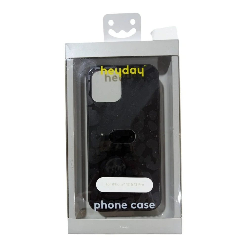 L2.‎ Heyday Phone Case for Apple iPhone 12 & 12 Pro - Black/Cheetah
